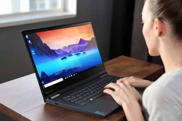 ¿Cómo solucionar si la pantalla queda absolutamente negra en un Lenovo YOGA? Comenzó a parpadear, luego se rayó y ahora queda totalmente negra